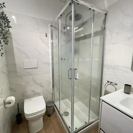 Cozy - 5 Mins From Romeairport * Fiumicino