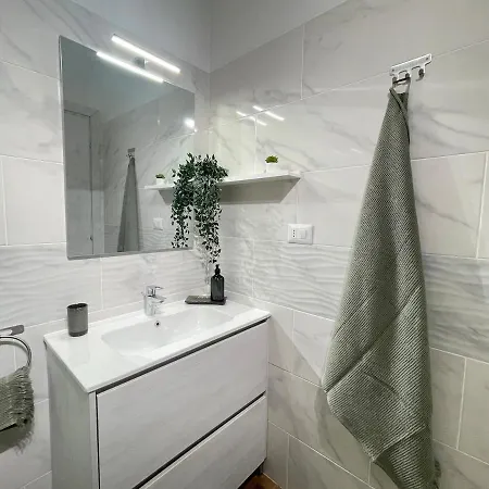 Apartment Cozy - 5 Mins From Romeairport Fiumicino