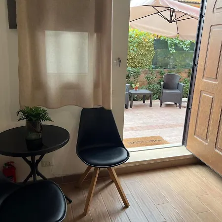 Cozy - 5 Mins From Romeairport